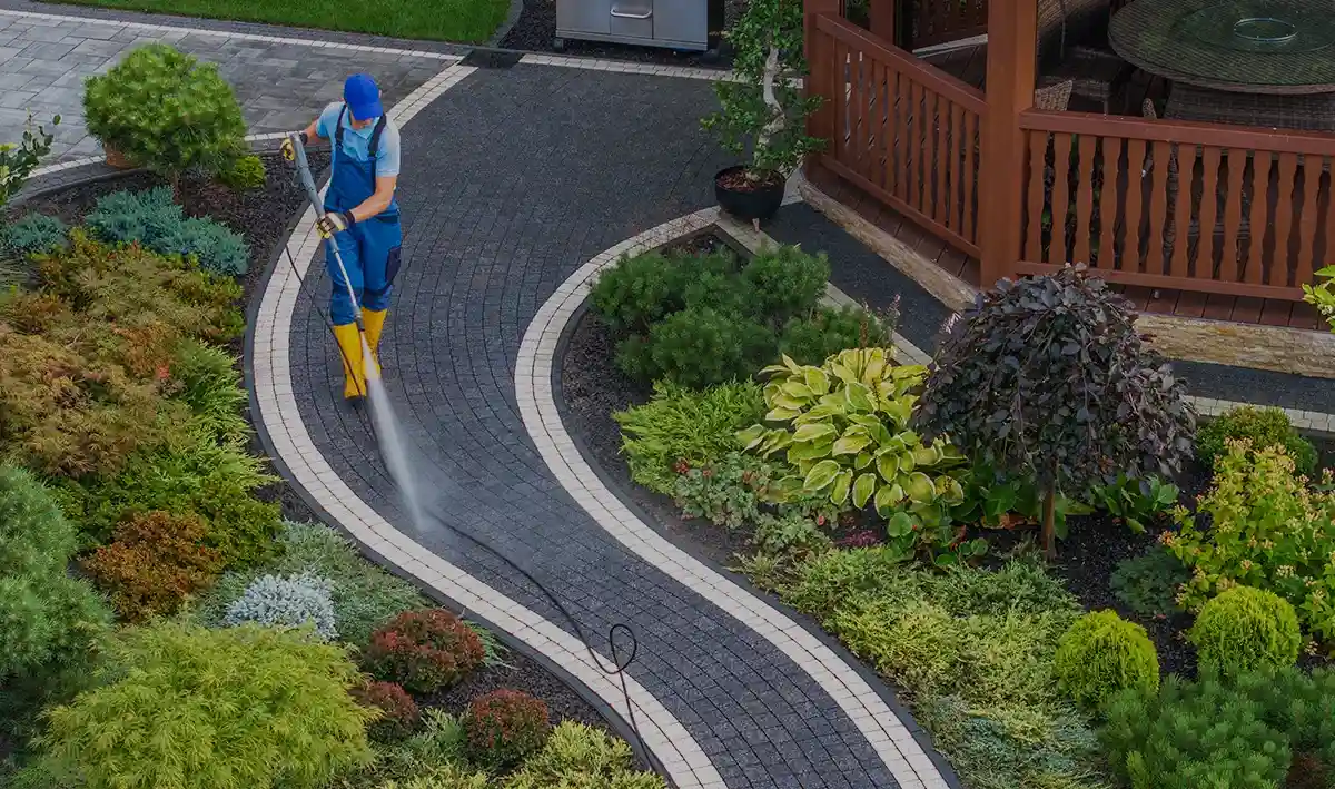Key Benefits of Pressure Washing for Exterior Home Maintenance Marysville, WA